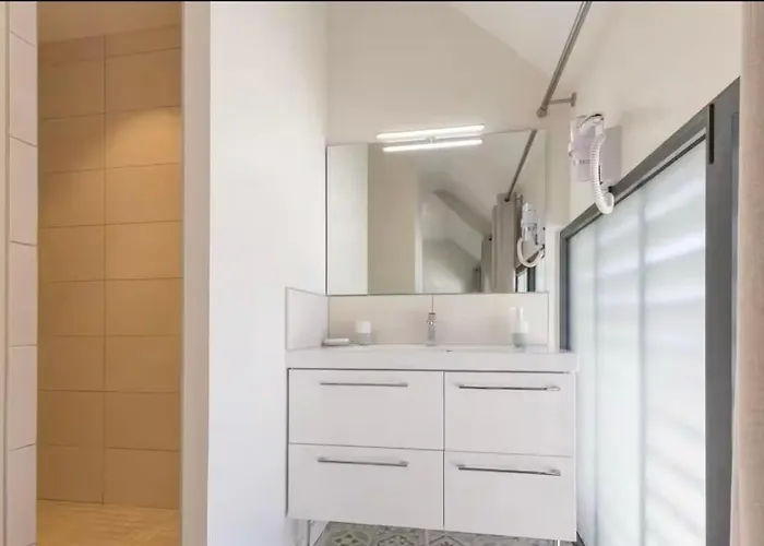 Les Hirondelles Holiday home Bayeux