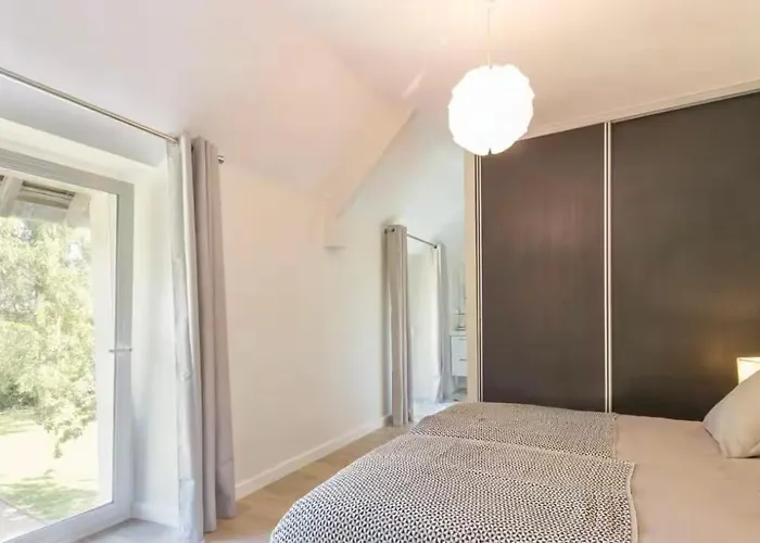 Les Hirondelles Holiday home Bayeux